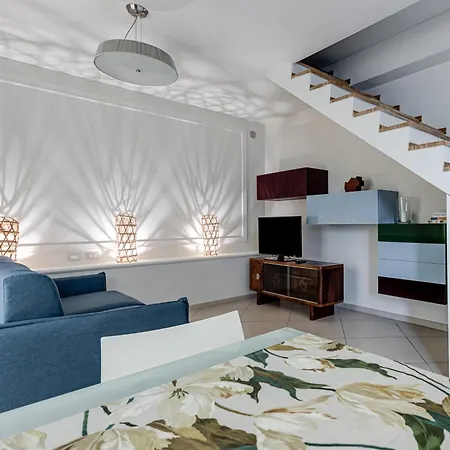 Flats In The Heart Of Empoli