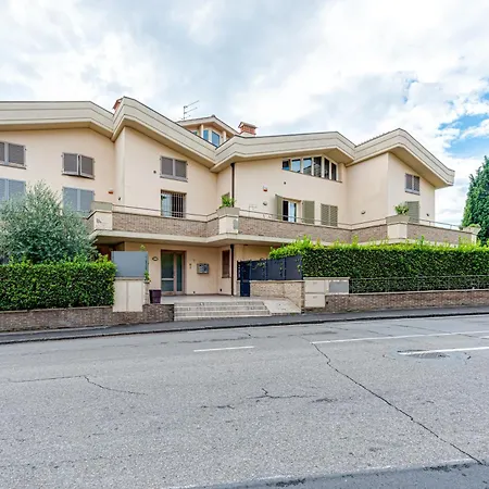 Flats In The Heart Of Empoli